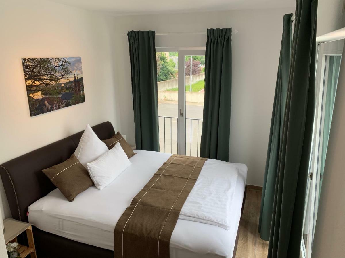 Main Boarding House Leilighet Miltenberg Rom bilde